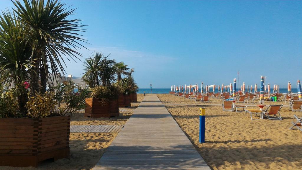 Appartamenti Eridano Bibione Exterior foto